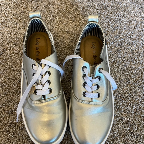 Loly in the sky sneakers size 7.5 - Picture 2 of 4